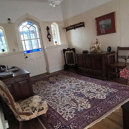 דירות לאנדוברי Tranquil Getaway Near Brecon Beacons מראה חיצוני תמונה