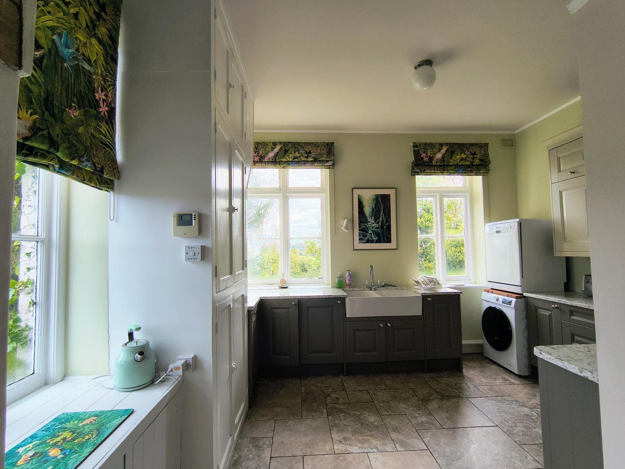 דירות לאנדוברי Tranquil Getaway Near Brecon Beacons מראה חיצוני תמונה